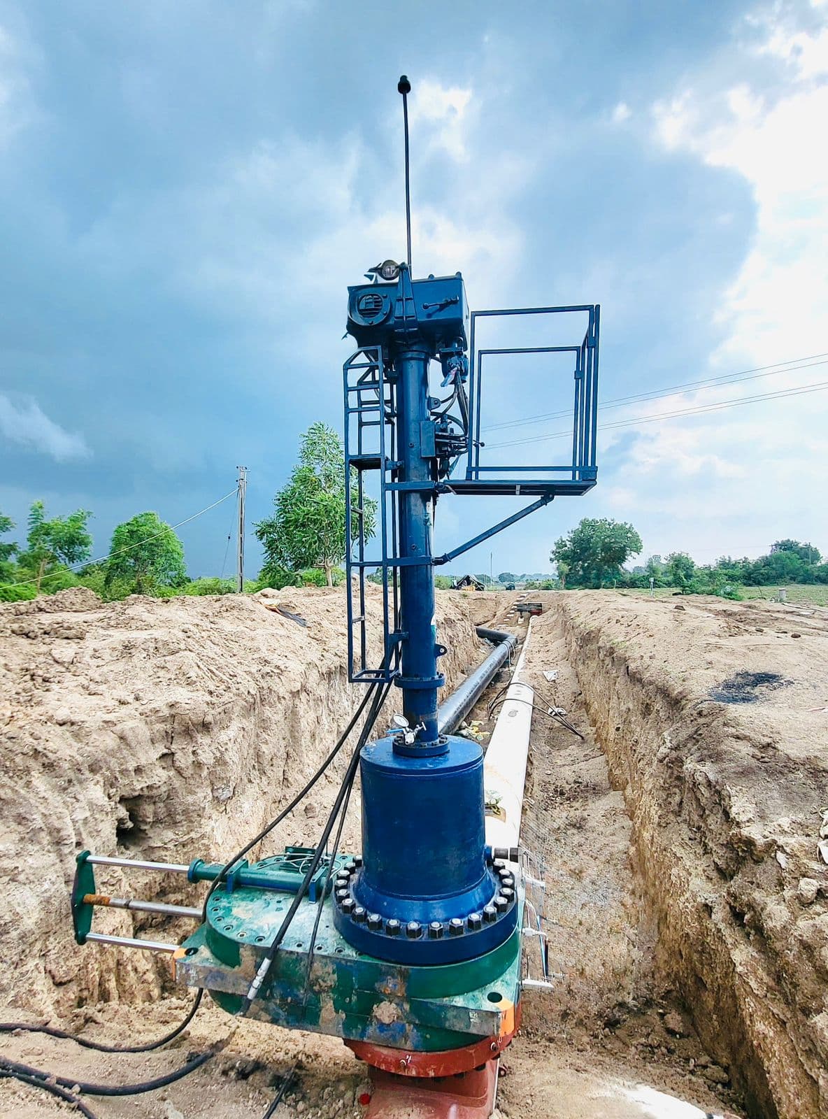 Hot Tapping Service - Image 1